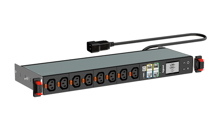 Grote productfoto Legrand PDU metered & switched PDU's 19-inch  
